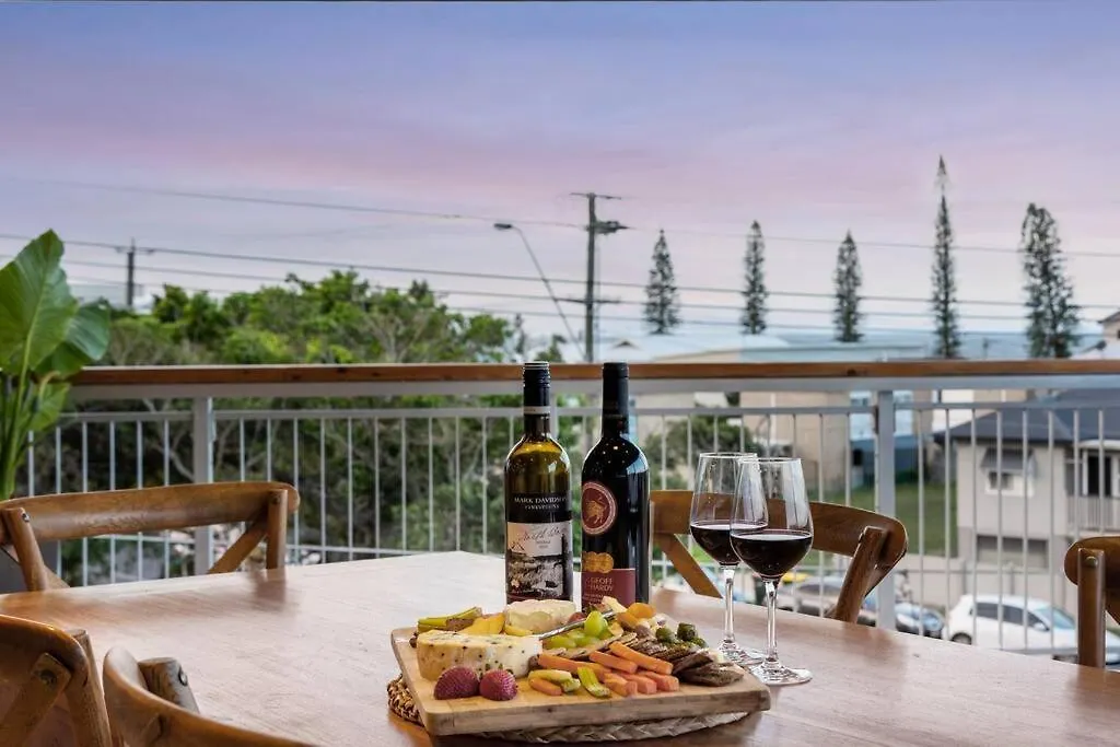 Penthouse - Scarborough Beach Break Holidays location